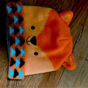 Cute knit toddler fox ear beanie!